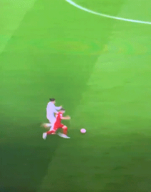Sao trẻ Liverpool lên tiếng bênh vực cầu thủ khiến anh dính chấn thương kinh hoàng - Ảnh 2.