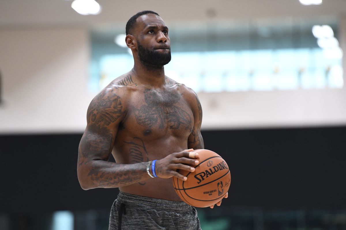 LeBron James sẽ xuất hiện ở mùa giải mới ở phiên bản “mảnh mai” hơn - Ảnh 3.