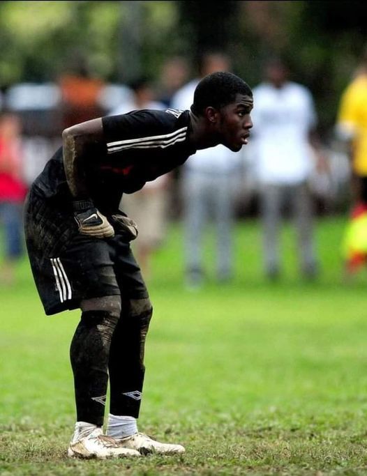 Cầu thủ người Trinidad và Tobago tử vong trong lúc tắm sông - Ảnh 1.