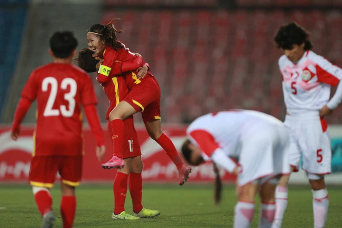 Huỳnh Như lọt top những cầu thủ đáng xem nhất tại VCK Asian Cup 2022 - Ảnh 1.