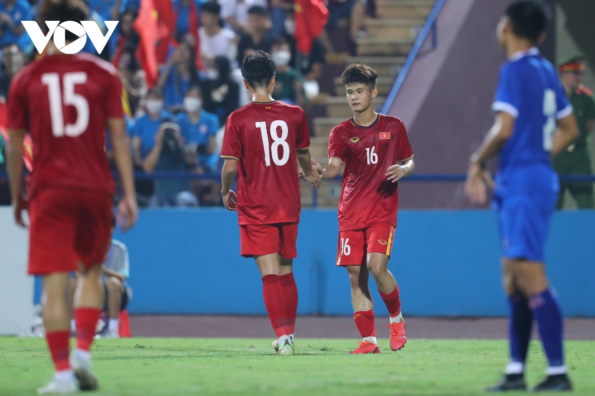 U17 Việt Nam thắng đậm Thái Lan, giành vé dự VCK châu Á: Niềm tin vào tương lai - Ảnh 2.
