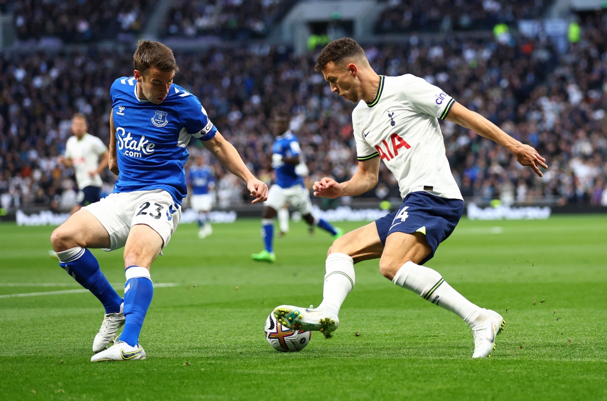 Thắng dễ Everton, Tottenham bắt kịp Man City ở Ngoại hạng Anh - Ảnh 1.