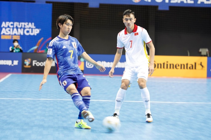 Thua Nhật Bản, Việt Nam vào tứ kết futsal châu Á với ngôi nhì bảng - Ảnh 1.