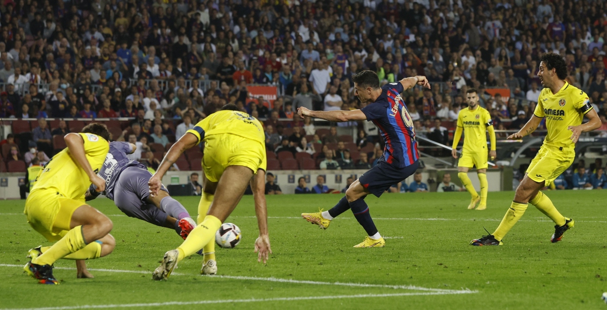 Lewandowski ghi bàn đẳng cấp, Barca đè bẹp Villarreal - Ảnh 2.