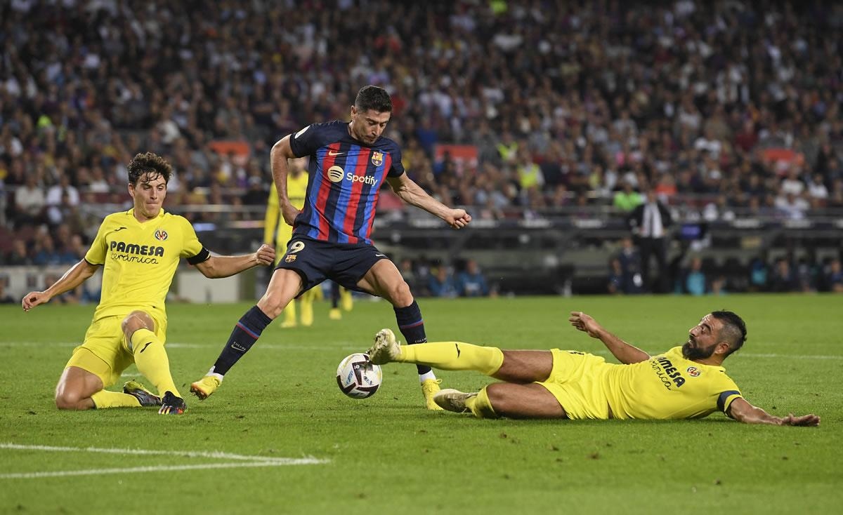 Lewandowski ghi bàn đẳng cấp, Barca đè bẹp Villarreal - Ảnh 3.