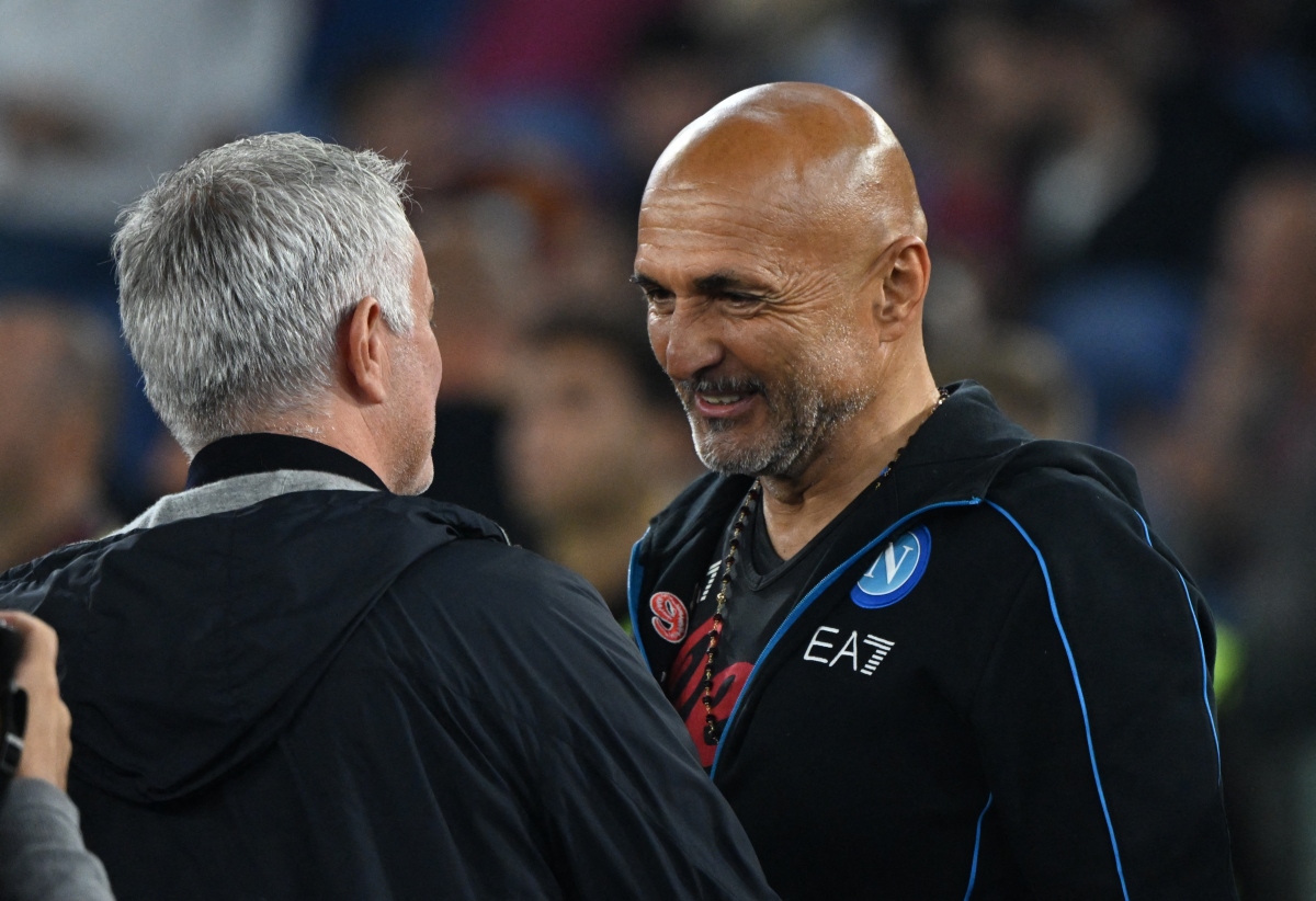 Gieo sầu cho thầy trò Jose Mourinho, Napoli giữ vững ngôi đầu Serie A - Ảnh 8.