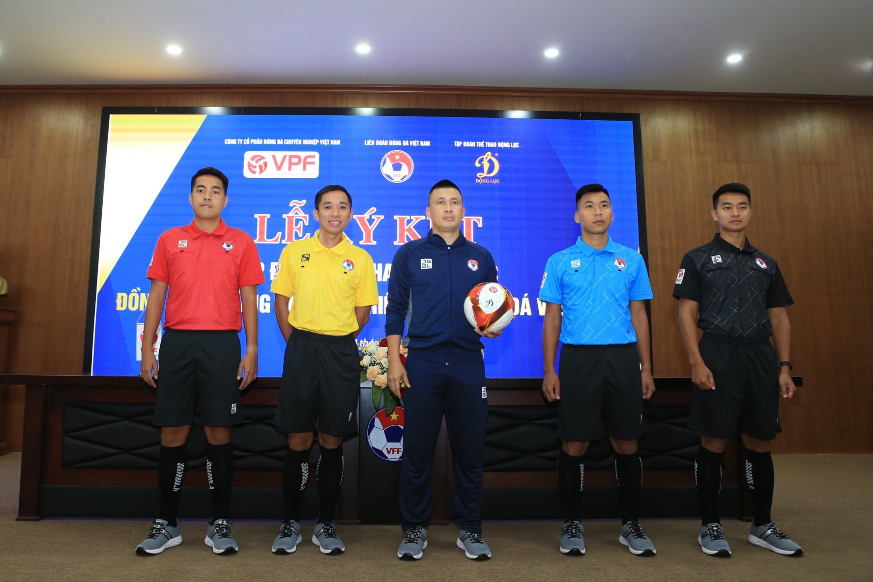 Bóng đá Việt Nam nhận tài trợ lớn trước thềm AFF Cup 2022 - Ảnh 2.