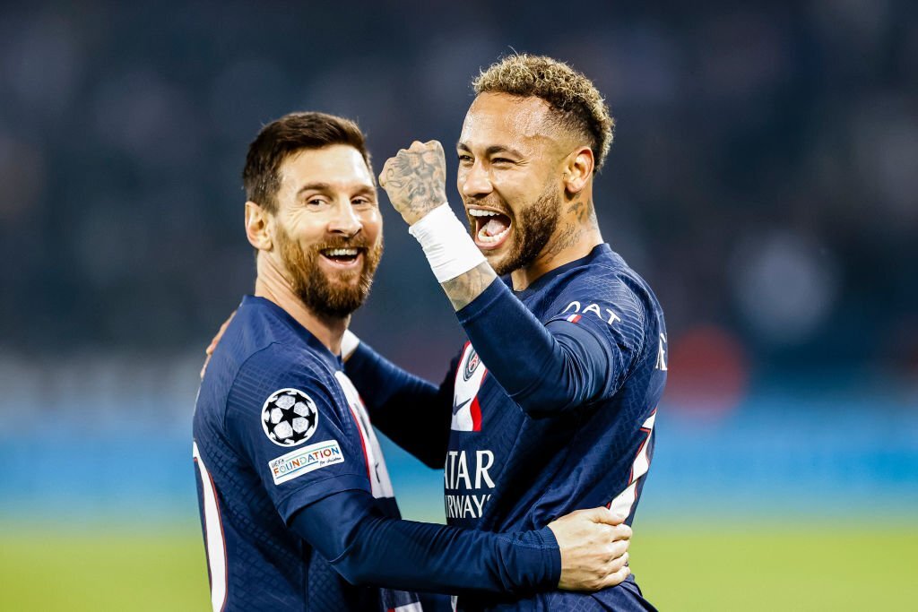 Messi góp công 4 bàn thắng giúp PSG thắng 7-2