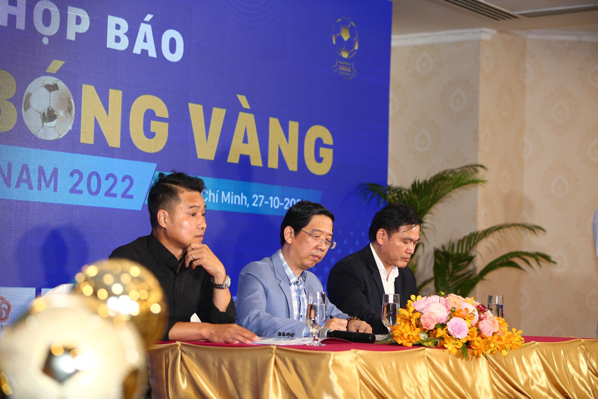 Quang Hải, Huỳnh Như vẫn nằm trong các ứng viên Quả bóng Vàng 2022 dù thi đấu nước ngoài - Ảnh 1.