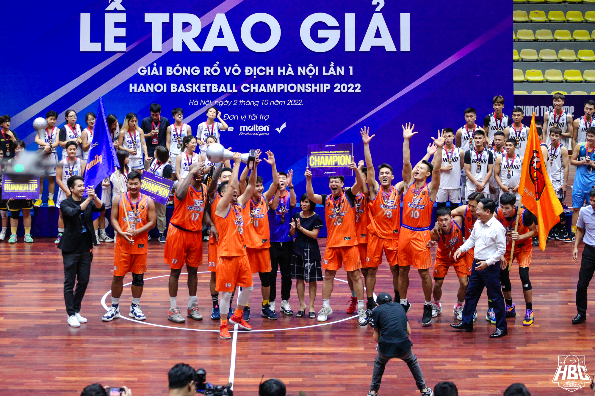 Người hâm mộ bóng rổ Hà Nội bất ngờ trước sự xuất hiện của Chi Pu tại giải đấu HBC 2022 - Ảnh 4.