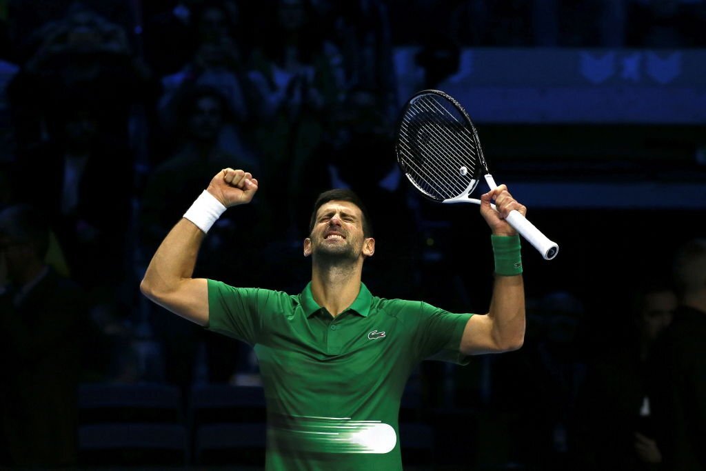 Djokovic nối dài mạch thắng trước Tsitsipas, khởi đầu thuận lợi ở ATP Finals - Ảnh 6.