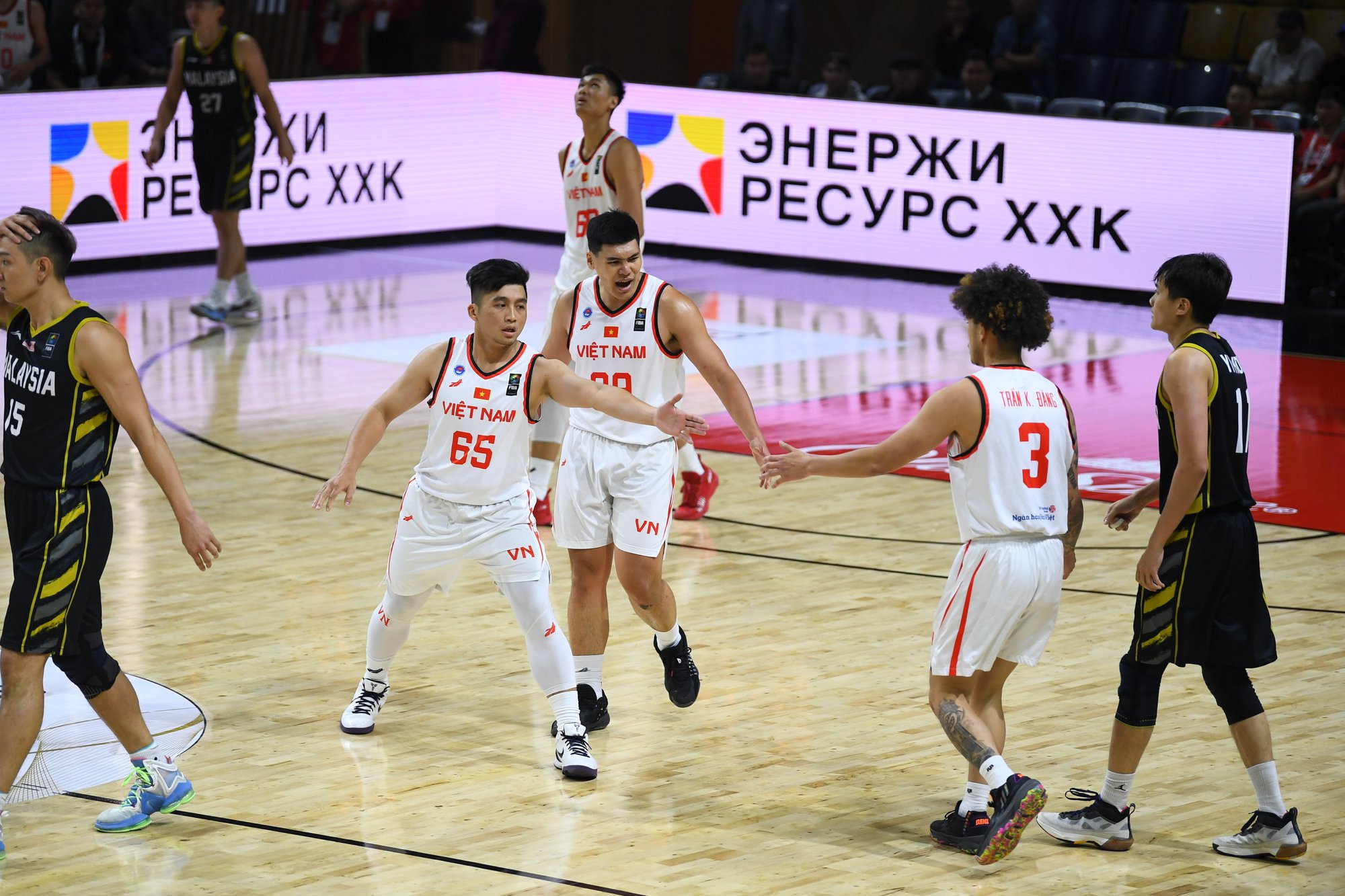Kết thúc hành trình tại FIBA Asia Cup 2025, thầy trò HLV tuyển bóng rổ Việt Nam hé lộ đích đến tiếp theo - Ảnh 1.