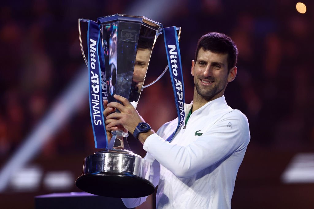 Djokovic vô địch ATP Finals, cân bằng kỷ lục với Federer - Ảnh 1.