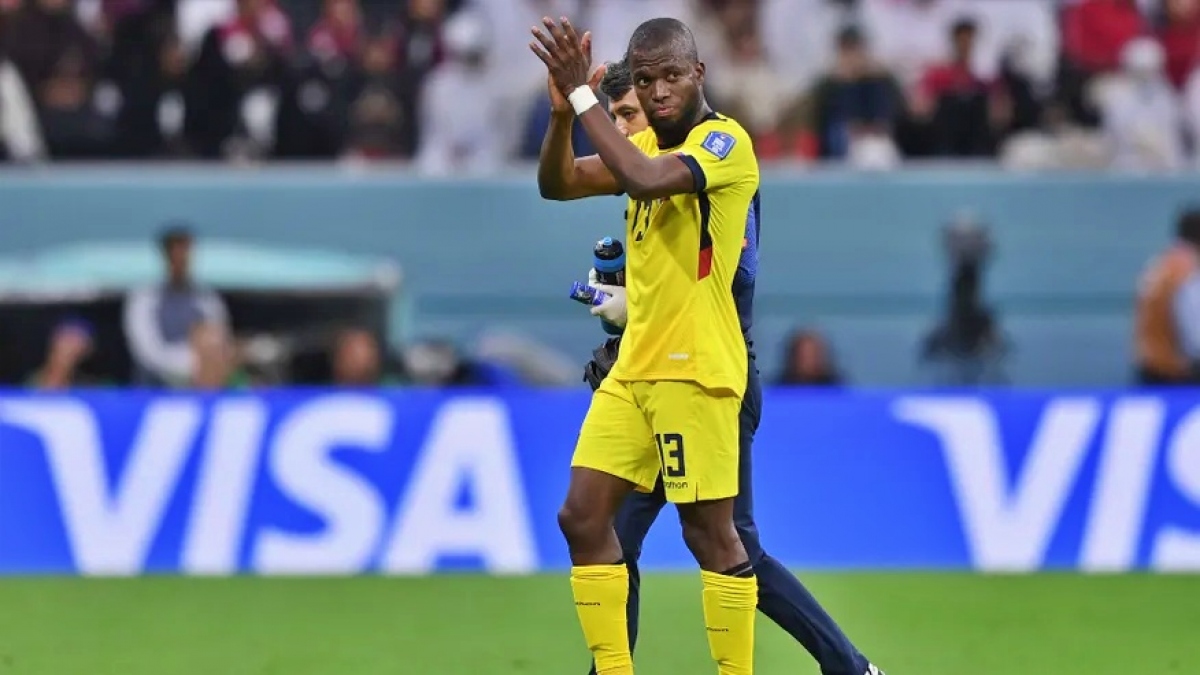 Người hùng của Ecuador dính chấn thương sau trận thắng Qatar - Ảnh 1.