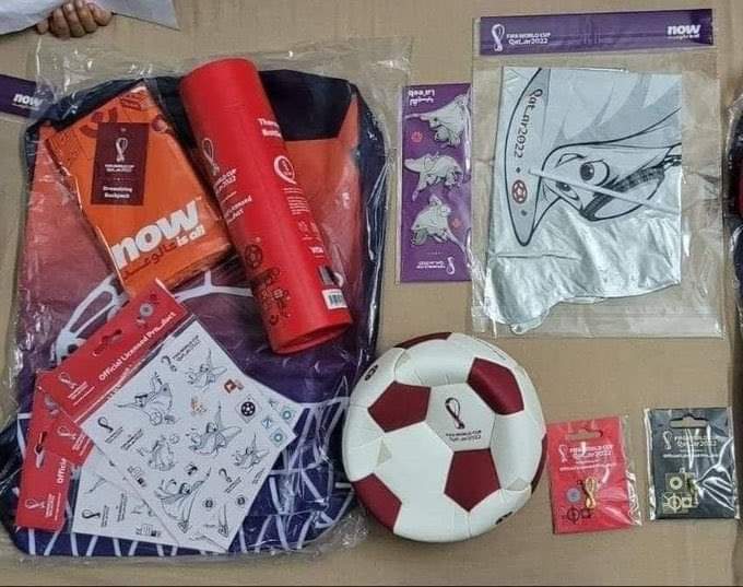 Có gì bên trong túi quà chủ nhà Qatar tặng fan ở lễ khai mạc World Cup 2022? - May88.