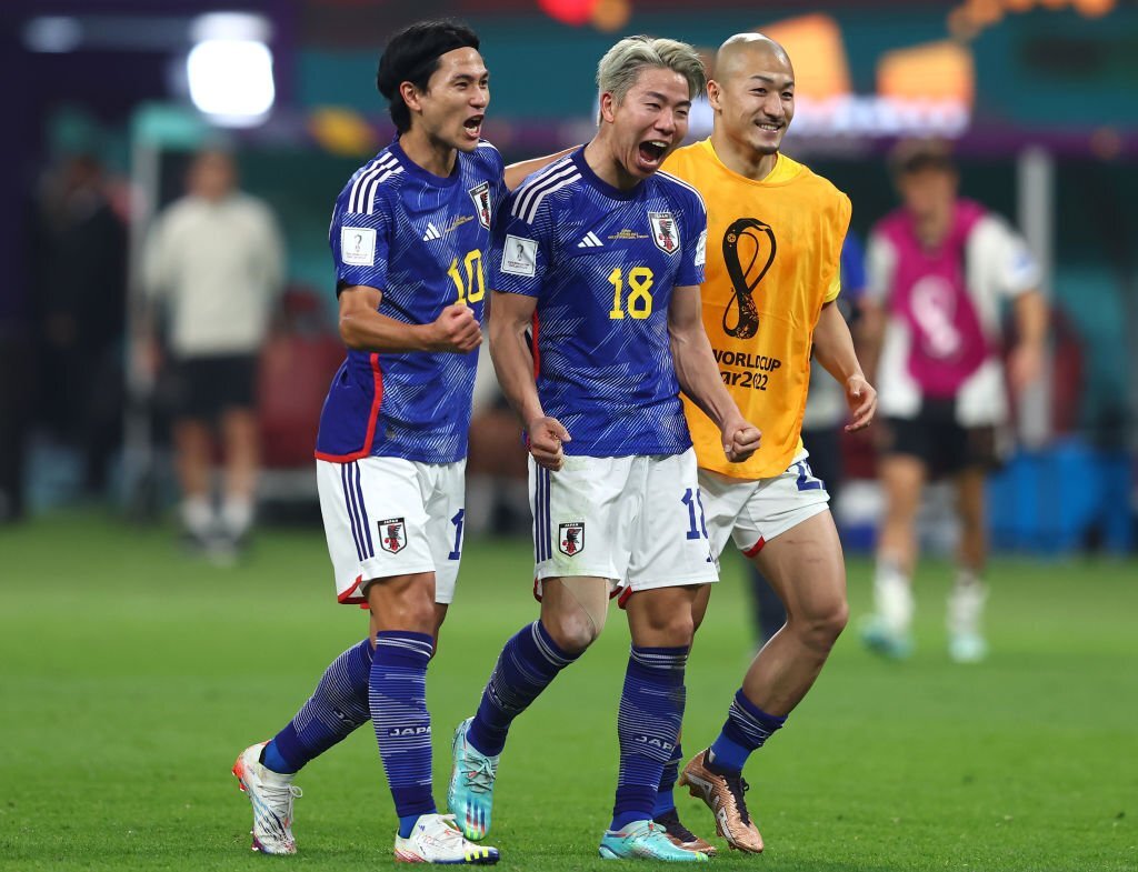 Nhật Bản vỡ òa cảm xúc khi giúp châu Á tiếp tục tạo địa chấn ở World Cup 2022 - Ảnh 8.