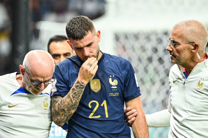 Trụ cột tuyển Pháp chấn thương mất World Cup ngay trận ra quân - Ảnh 1.
