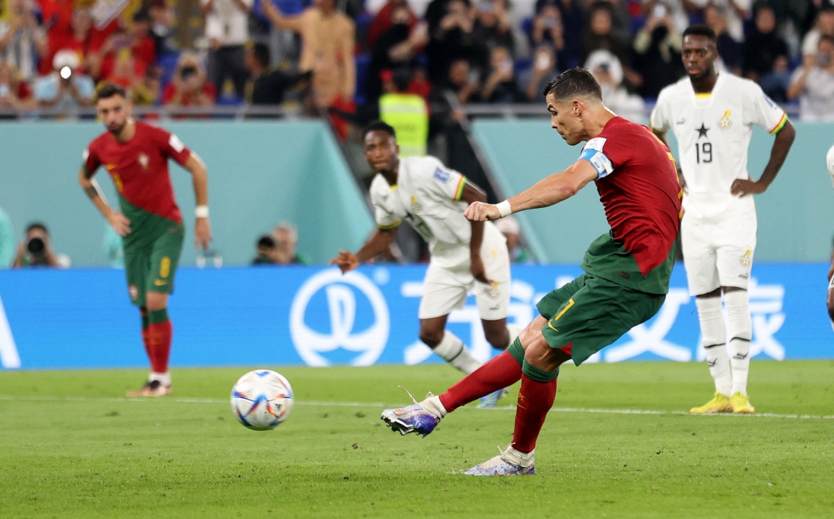 Ronaldo khép lại chương buồn với MU, mở ra chiến tích lịch sử ở World Cup - Ảnh 1.