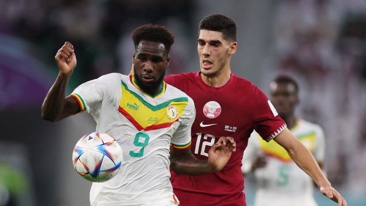 Ghi bàn thắng lịch sử, Qatar vẫn gần như bị loại từ vòng bảng World Cup 2022 - Ảnh 10.