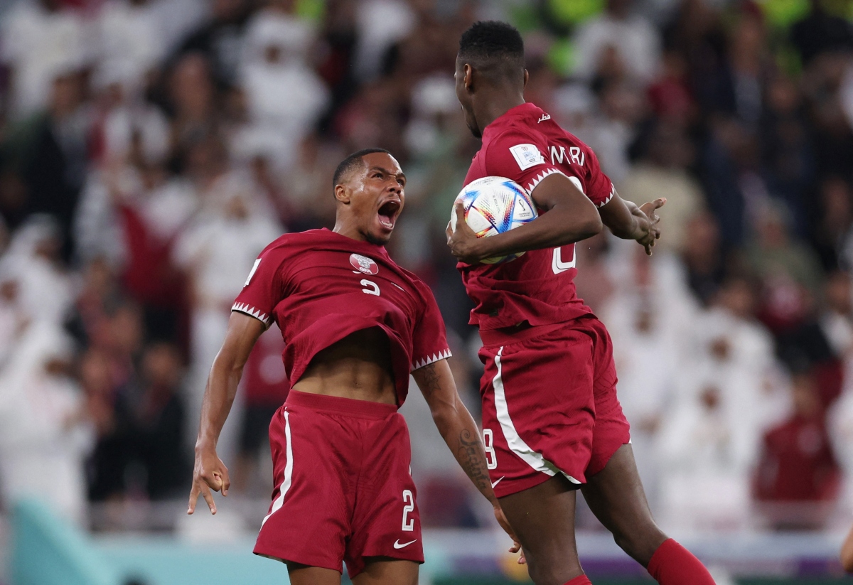 Ghi bàn thắng lịch sử, Qatar vẫn gần như bị loại từ vòng bảng World Cup 2022 - Ảnh 2.