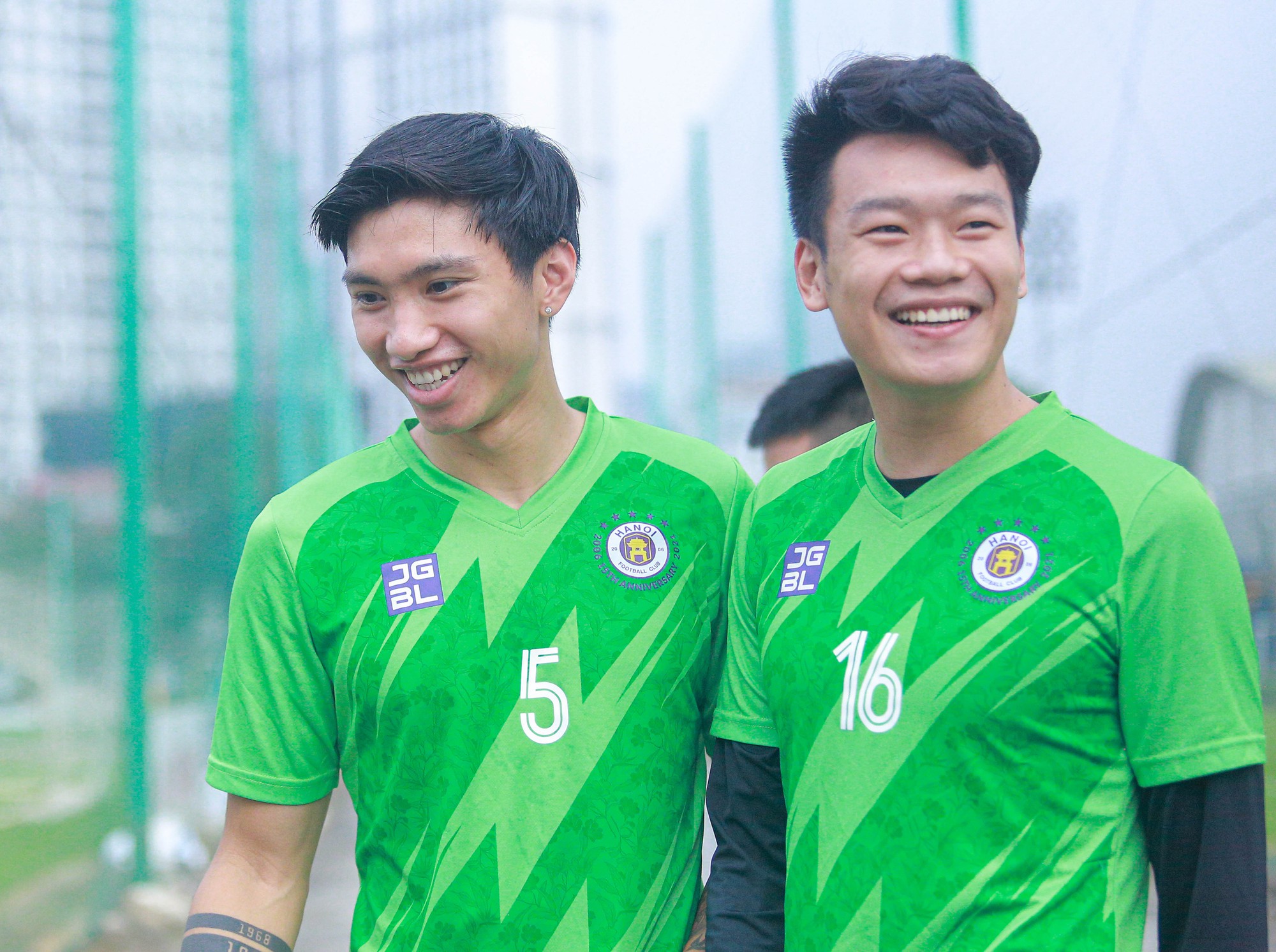 Cầu thủ Hà Nội FC vui mừng khi gặp lại các đồng đội ở đội tuyển Việt Nam - Ảnh 6.