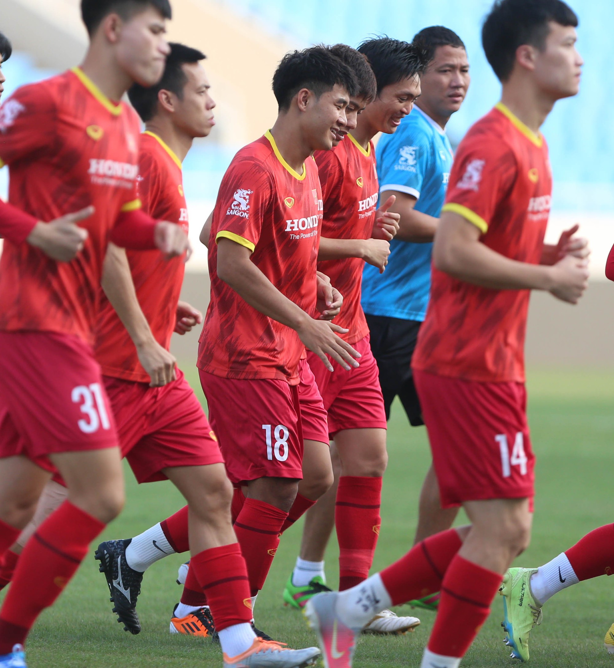 Tuyển Việt Nam đầy đủ lực lượng trước trận đấu với CLB Dortmund - Ảnh 8.