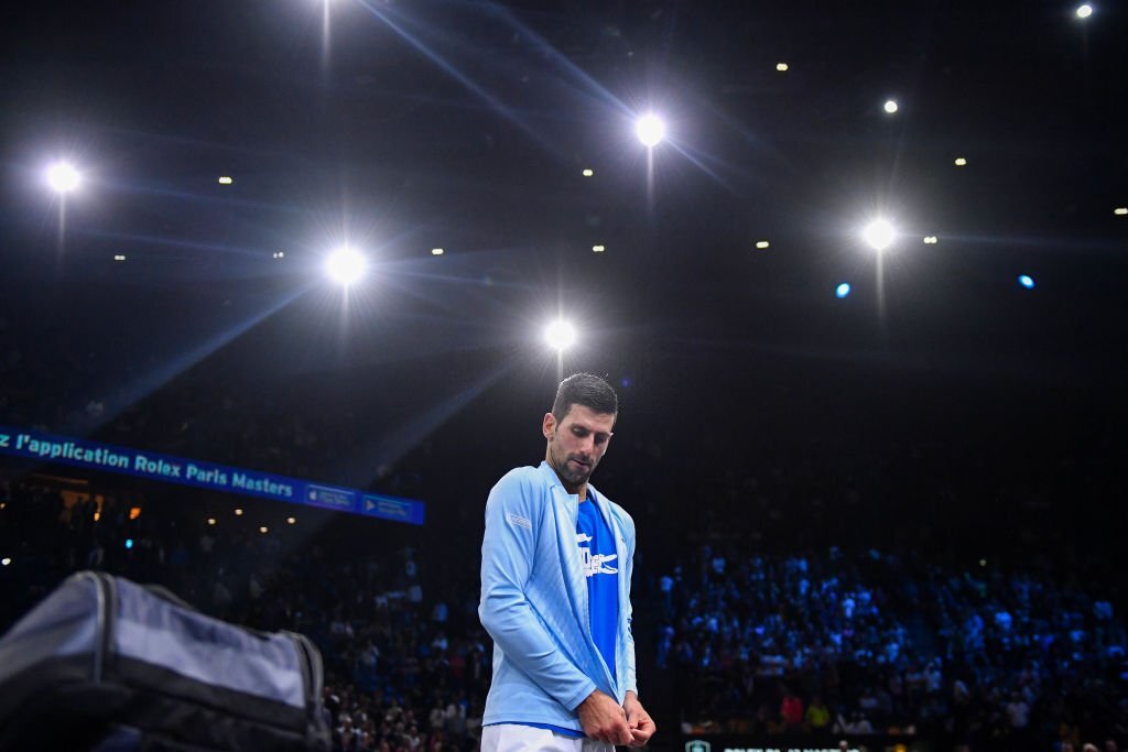 Thắng áp đảo 'hiện tượng', Djokovic vào bán kết Paris Masters - Ảnh 8.