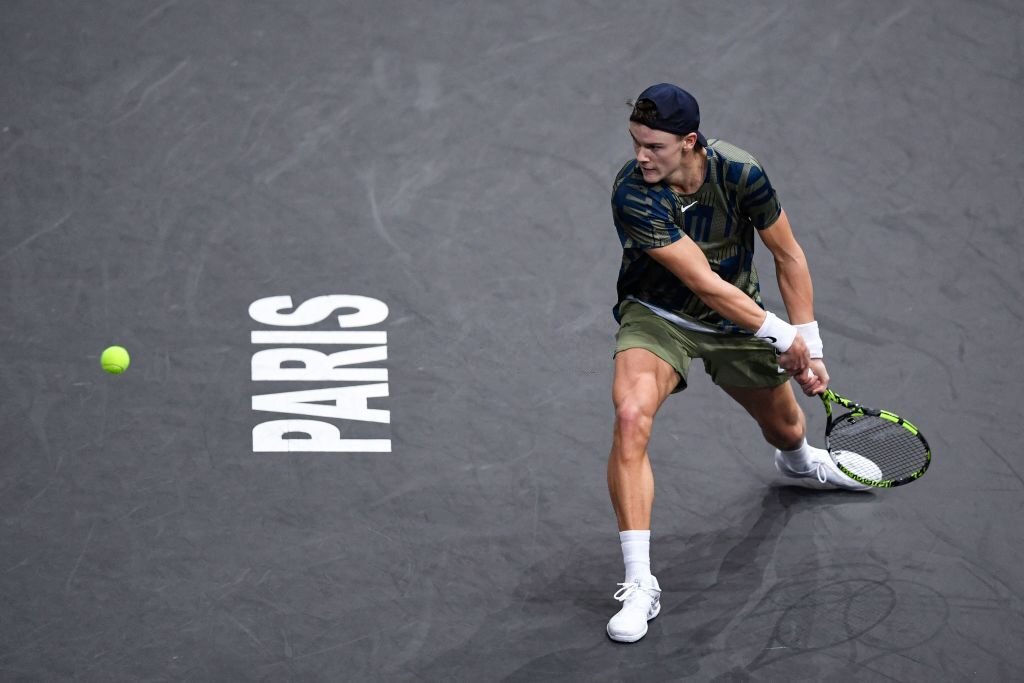 Djokovic thua tay vợt tuổi teen ở chung kết Paris Masters - Ảnh 4.