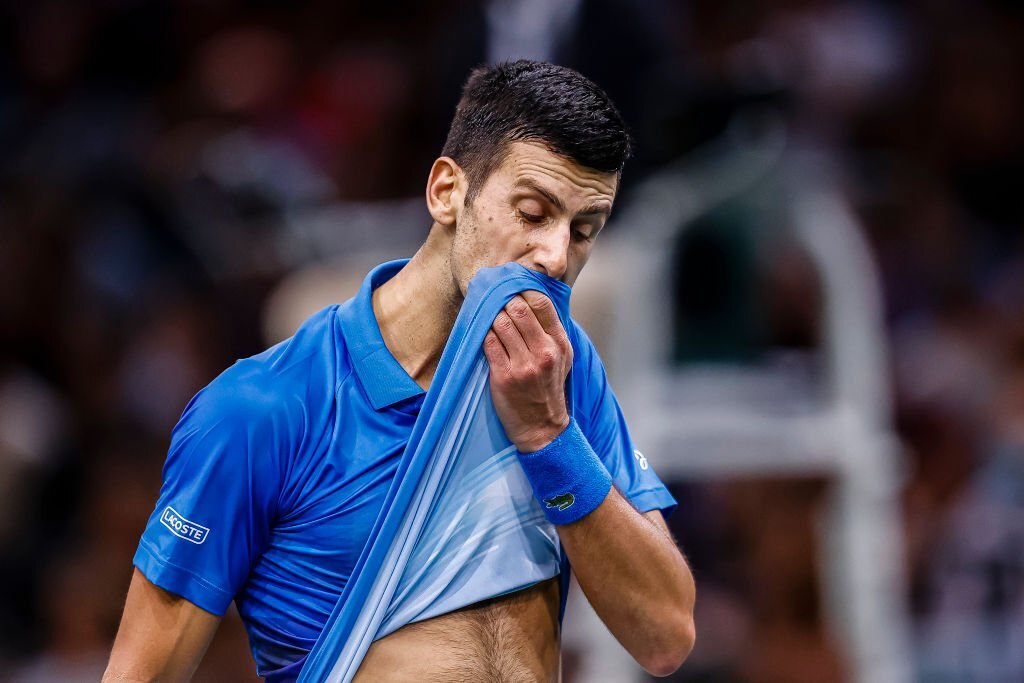 Djokovic thua tay vợt tuổi teen ở chung kết Paris Masters - Ảnh 3.