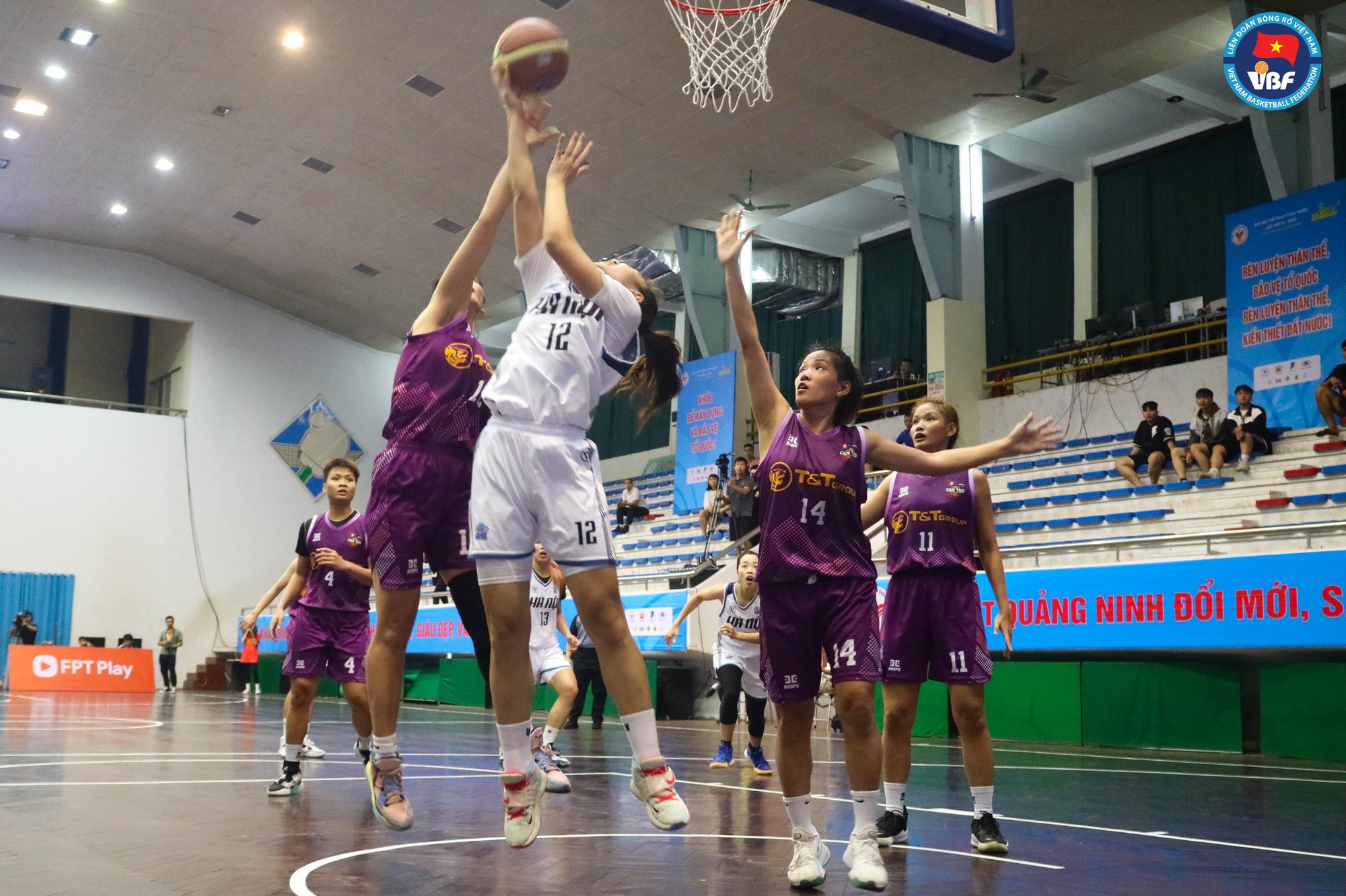Tổng kết ngày 2 bóng rổ Đại hội Thể thao toàn quốc 2022: Sóc Trăng đánh bại TP. Hồ Chí Minh - Ảnh 4.