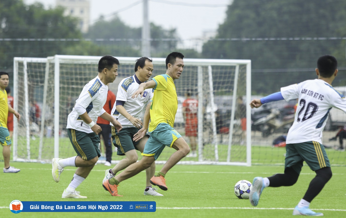 Giải bóng đá Cúp Lam Sơn hội ngộ 2022 thành công tốt đẹp - Ảnh 3.