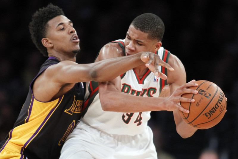 Los Angeles Lakers của Kobe Bryant và những đội bóng NBA tệ nhất thập kỷ qua - Ảnh 5.
