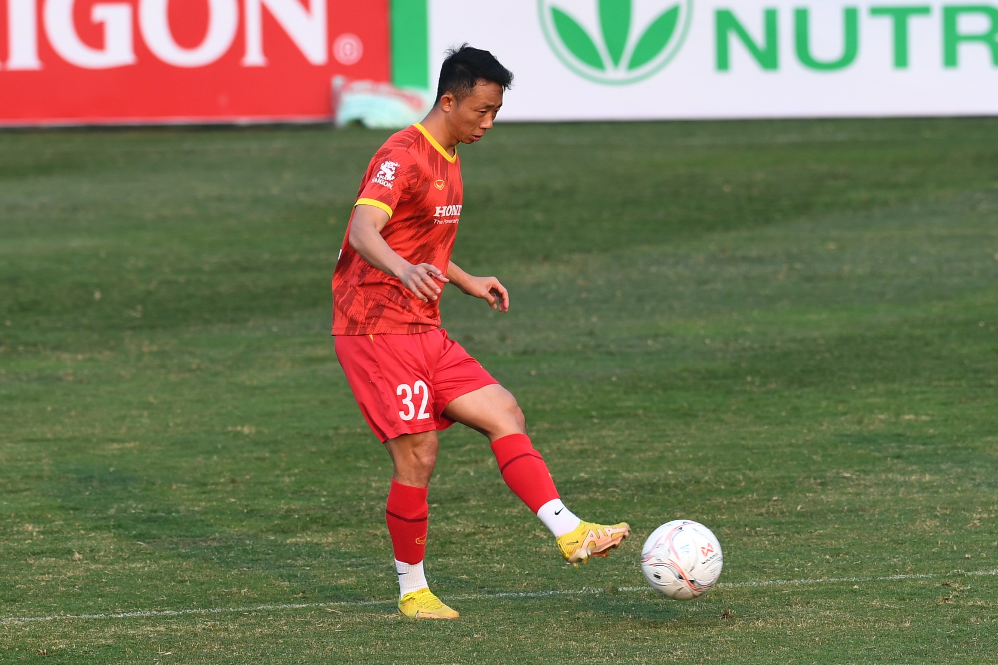 ĐT Việt Nam: Quang Hải có mặt, hai cầu thủ bị ốm ngay trước ngày sang Lào - Ảnh 12.