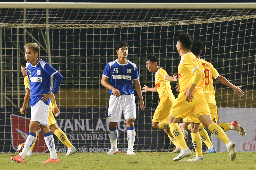 Lương Duy Cương mờ nhạt trước dàn sao trẻ SLNA trong trận khai màn VCK  U21 Quốc gia - Ảnh 3.