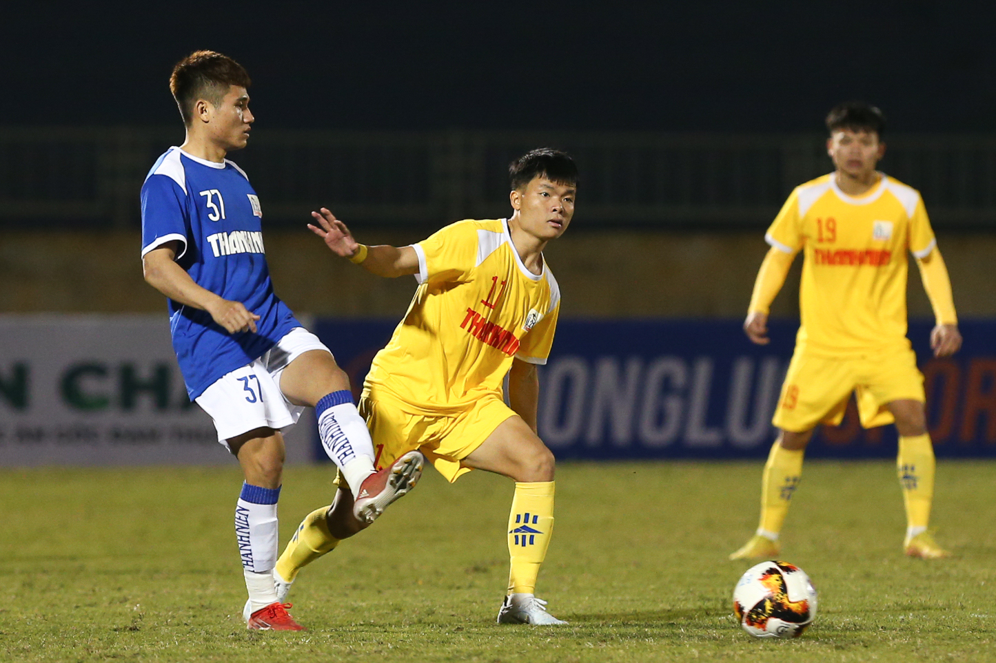 Lương Duy Cương mờ nhạt trước dàn sao trẻ SLNA trong trận khai màn VCK  U21 Quốc gia - Ảnh 5.