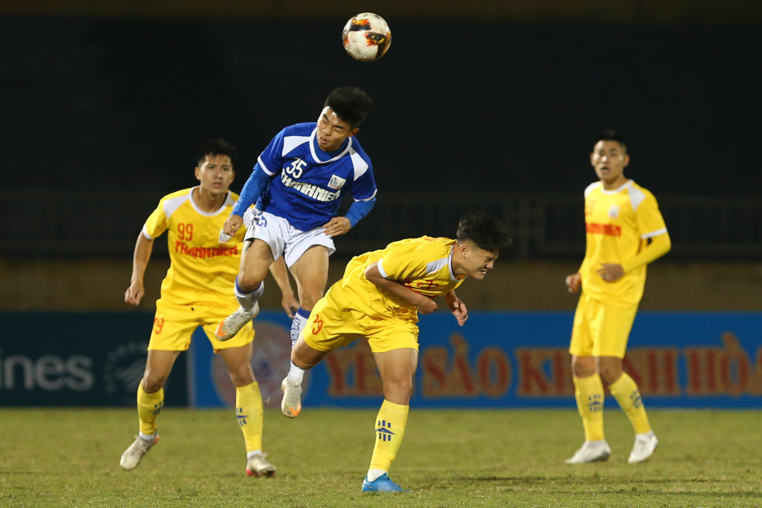 Lương Duy Cương mờ nhạt trước dàn sao trẻ SLNA trong trận khai màn VCK  U21 Quốc gia - Ảnh 7.