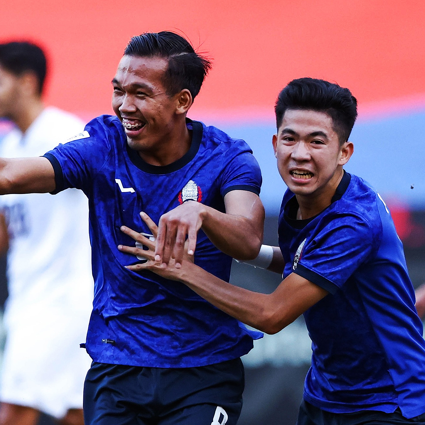 Bảng A AFF Cup 2022: Campuachia gây bất ngờ, Thái Lan lập cơn mưa bàn thắng - Ảnh 1.