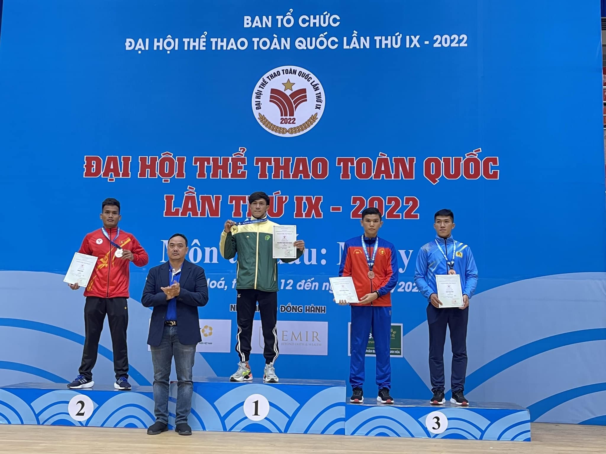 Nguyễn Trần Duy Nhất bảo vệ thành công tấm HCV tại Đại hội Thể thao toàn quốc - Ảnh 1.