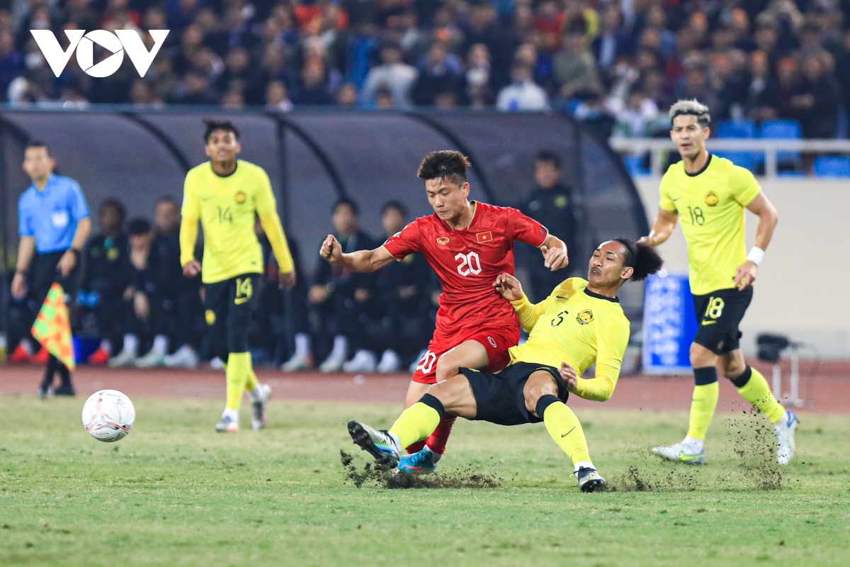 Chùm ảnh ĐT Việt Nam 3-0 Malaysia: Ca khúc khải hoàn - Ảnh 3.