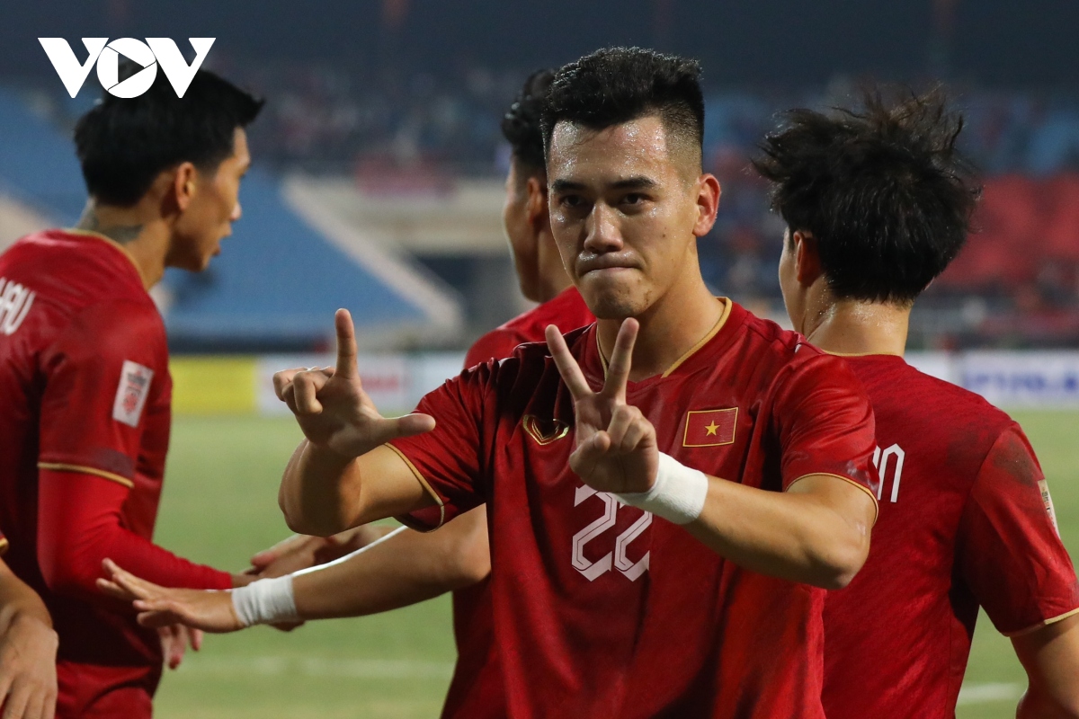 Chùm ảnh ĐT Việt Nam 3-0 Malaysia: Ca khúc khải hoàn - Ảnh 6.