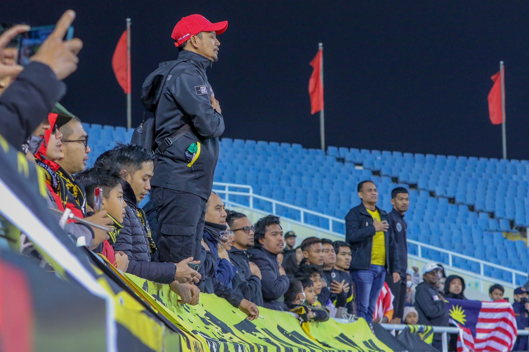 Người dẫn đầu số bàn thắng ở AFF Cup và hàng công Malaysia bất lực trước hàng thủ Việt Nam - Ảnh 14.