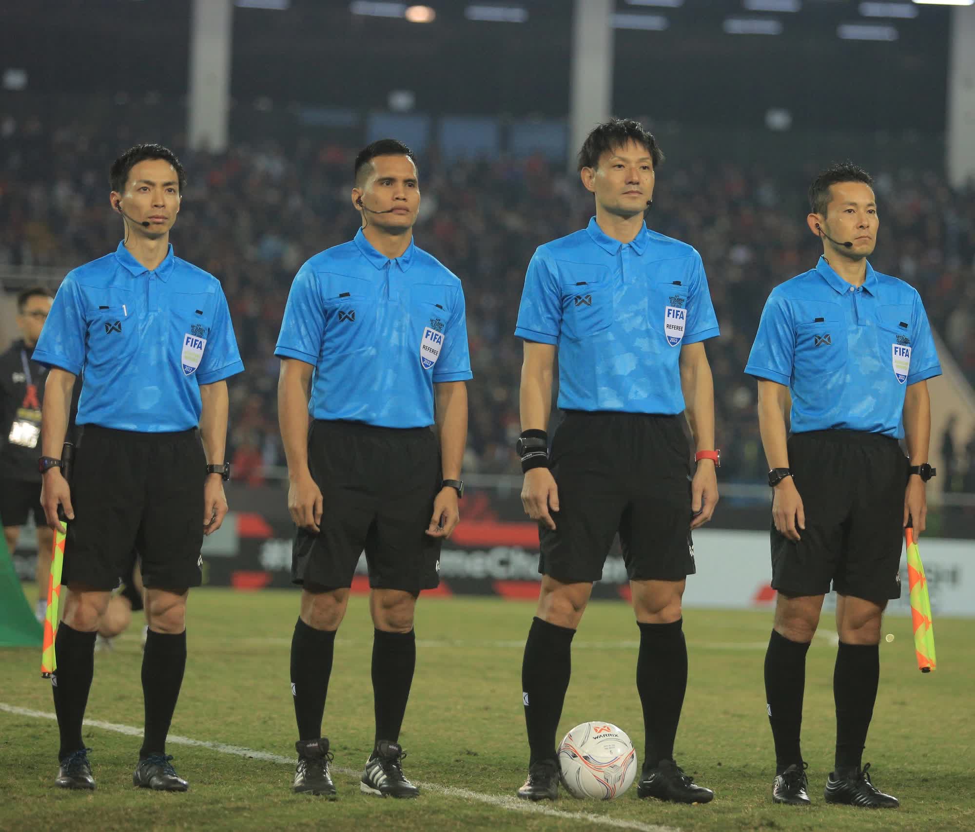 Liên đoàn bóng đá Malaysia khiếu nại AFF về trọng tài ở trận thua Việt Nam - Ảnh 1.