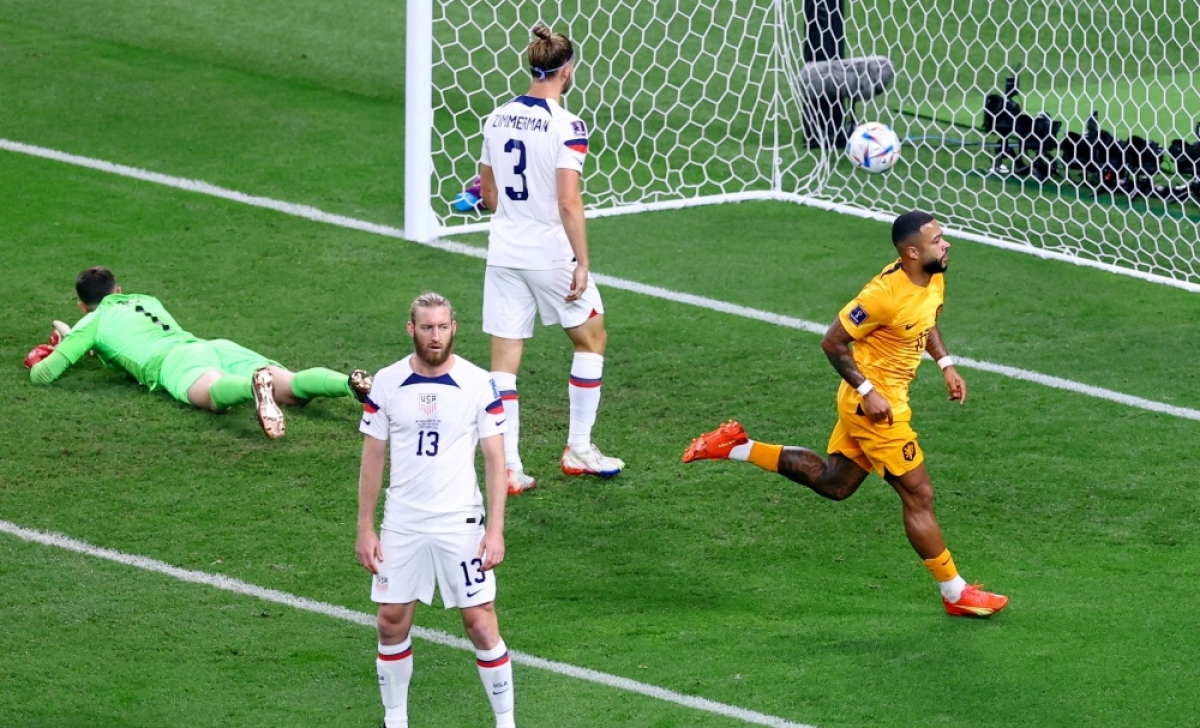 Hà Lan 3-1 Mỹ: Ngả mũ trước “người hùng” Denzel Dumfries - Ảnh 4.