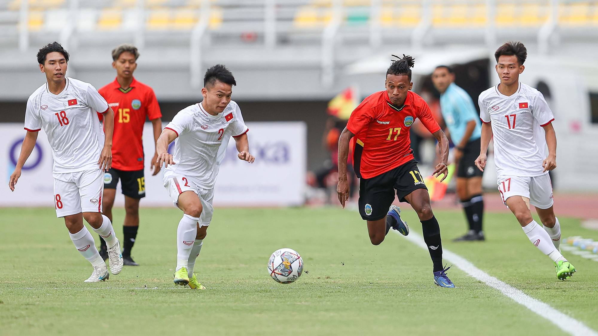 Bóng đá Việt Nam tối ngày 3/12: Cúp vàng AFF Cup 2022 tới Việt Nam - Ảnh 2.