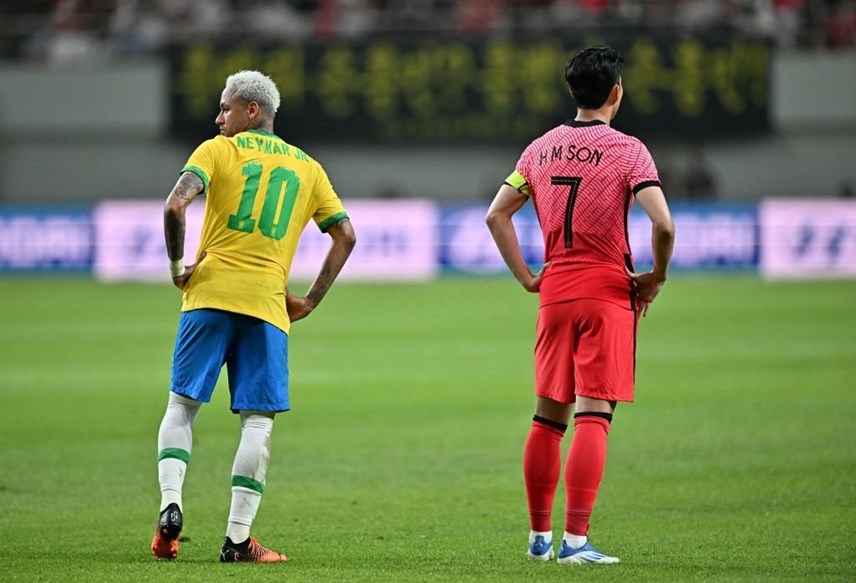 Brazil - Hàn Quốc: Vũ công Samba 'vượt bão' chấn thương - Ảnh 1.