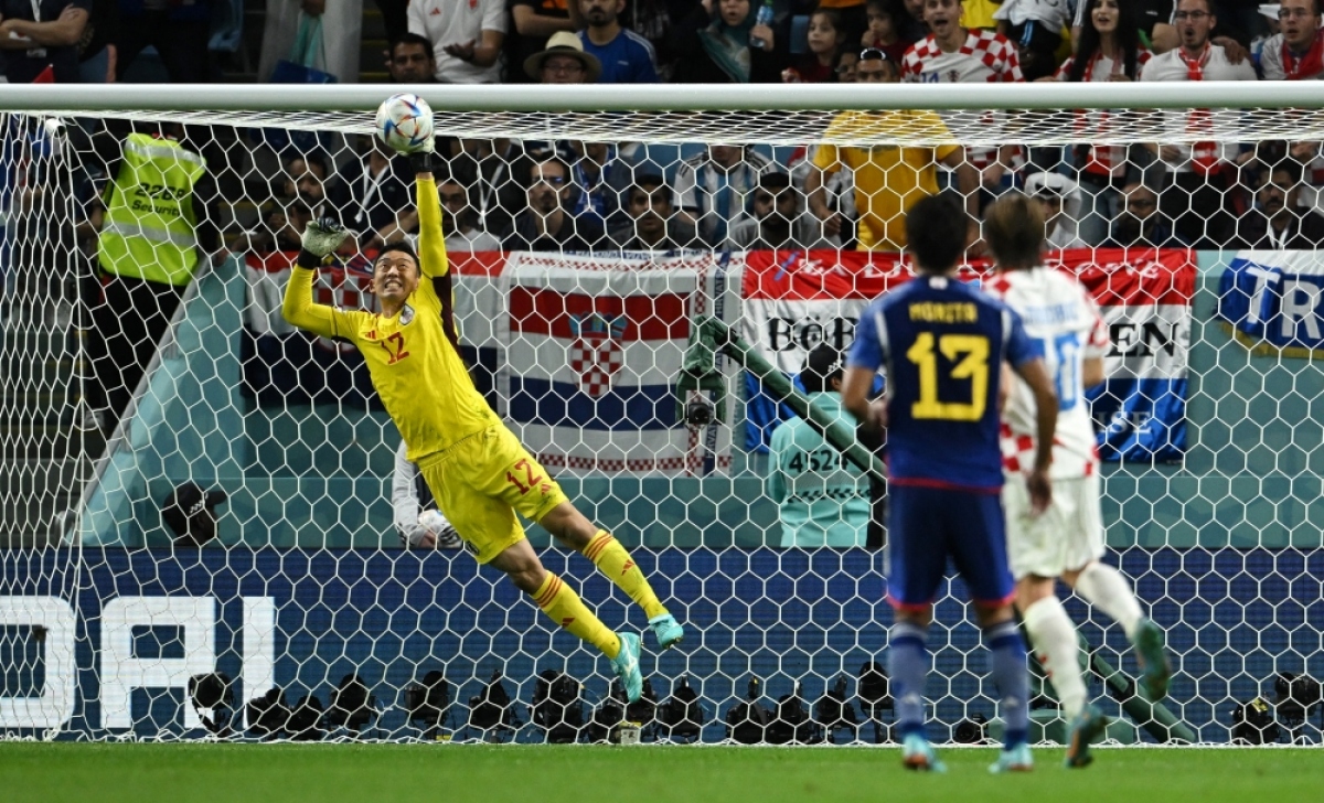 Livakovic bắt luân lưu hay khó tin, Croatia loại Nhật Bản khỏi World Cup 2022 - Ảnh 7.