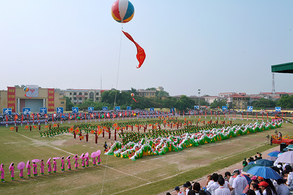 Hà Nội FC thuê sân Bắc Giang 20 năm, thành lập Trung tâm đào tạo bóng đá trẻ - Ảnh 1.