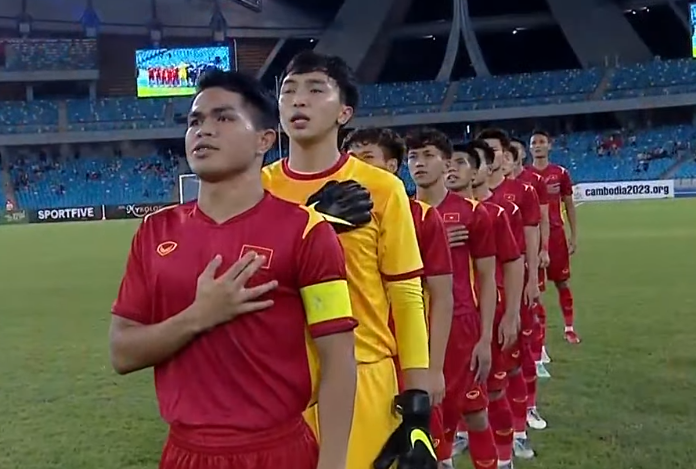 Trực tiếp U23 Việt Nam 0-0 U23 Thái Lan, chung kết U23 Đông Nam Á: Đội bạn ép sân, cột dọc cứu thua - Ảnh 8.