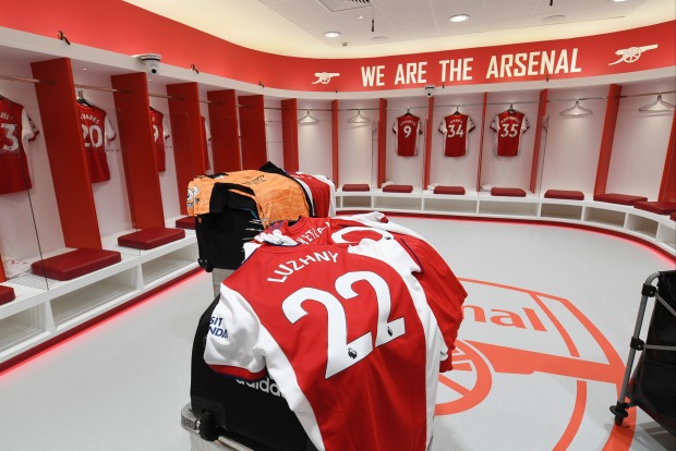 Cựu cầu thủ Ukraine được Arsenal đăng ký thi đấu dù đã giải nghệ gần 2 thập kỷ - Ảnh 3.