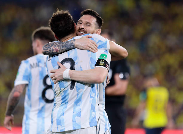 Argentina nối dài chuỗi trận bất bại sau trận hòa đáng tiếc trước Ecuador - Ảnh 3.